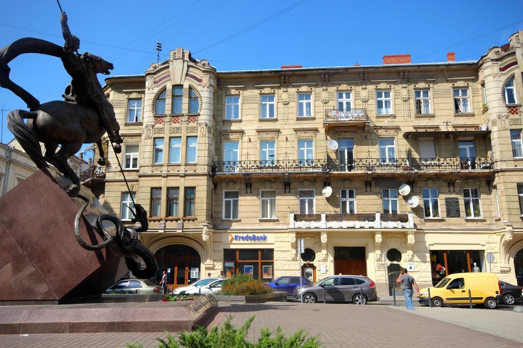 Romantic In Lviv 500M From Opera Экстерьер фото