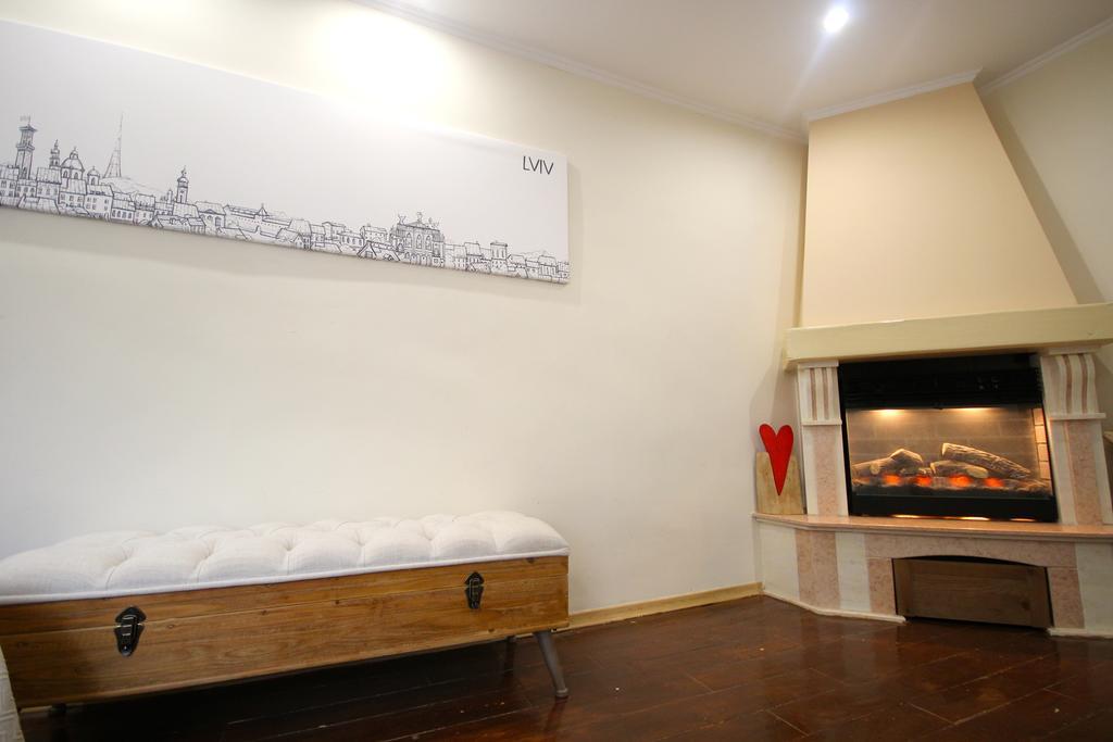 Romantic In Lviv 500M From Opera Экстерьер фото